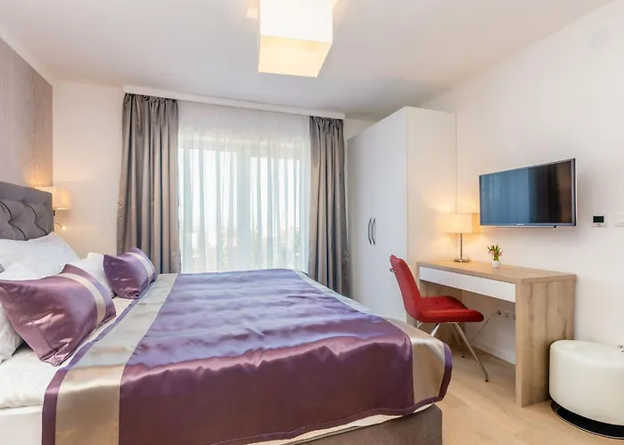 Holiday home Schoene In Einer Ruhigen Umgebung Mit Pool By Interhome *