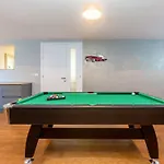 Holiday home Schoene In Einer Ruhigen Umgebung Mit Pool By Interhome *